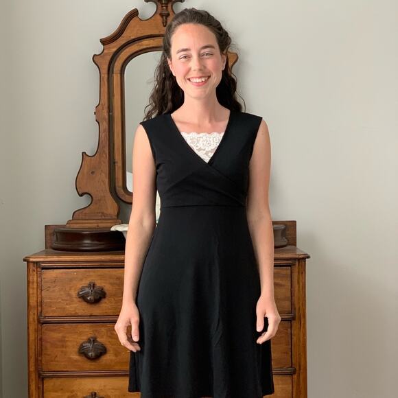 LOFT Dresses & Skirts - LOFT Black Stretch Dress, Size 0P